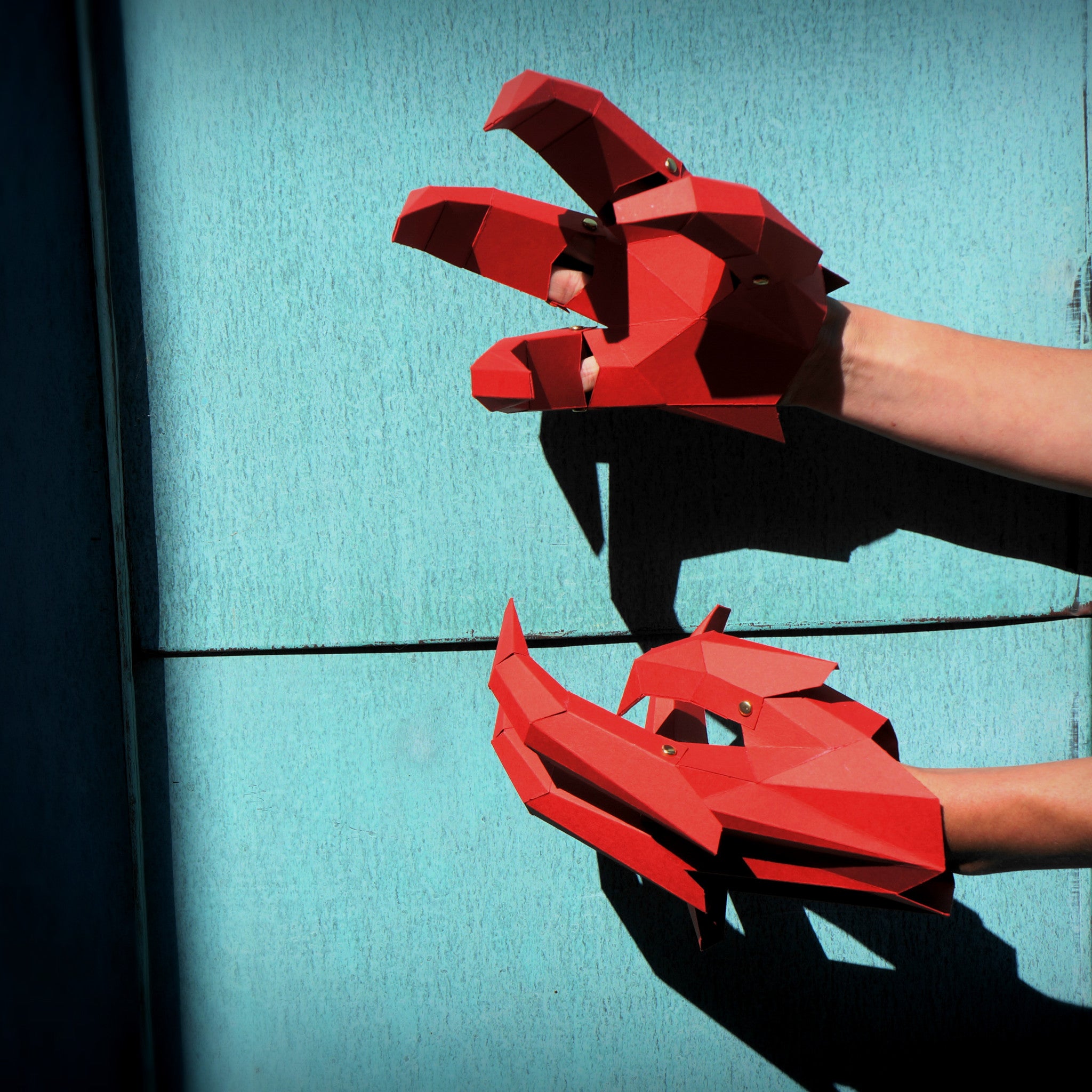 Dragon Claws - Wintercroft
- 2